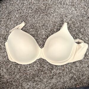SKIMS T-Shirt Bra